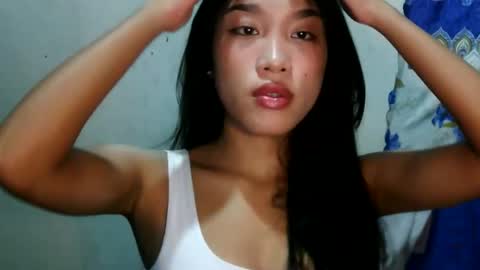 Snapshot of riyu77 chatting on December 22, 2025, 6:16 pm riyu77 online show from December 22, 2025, 6:16 pm