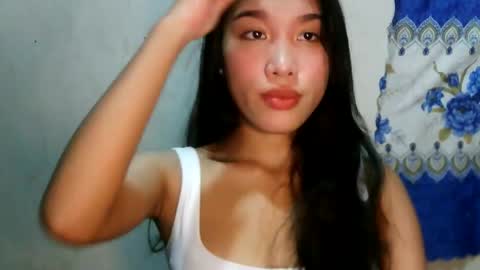 Snapshot of riyu77 chatting on December 23, 2025, 10:57 am riyu77 online show from December 23, 2025, 10:57 am