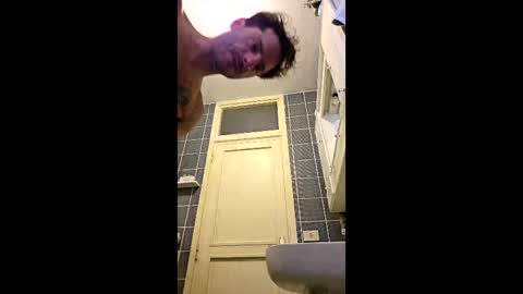 rizzo1980682473 online show from April 9, 2026, 8:20 am