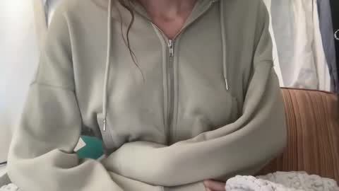 Snapshot of rizzyy333 chatting on October 1, 2025, 12:11 pm rizzyy333 online show from October 1, 2025, 12:11 pm