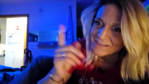 Randiz online show from March 3, 2025, 7:17 pm