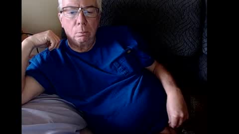 Snapshot of rk504 chatting on December 29, 2024, 5:22 pm Ron online show from December 29, 2024, 5:22 pm