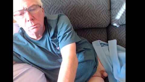 Snapshot of rk504 chatting on January 5, 2025, 4:59 pm Ron online show from January 5, 2025, 4:59 pm