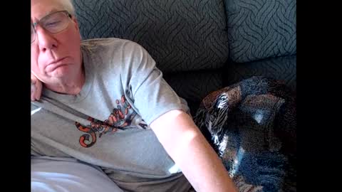 Snapshot of rk504 chatting on January 28, 2025, 5:35 pm Ron online show from January 28, 2025, 5:35 pm