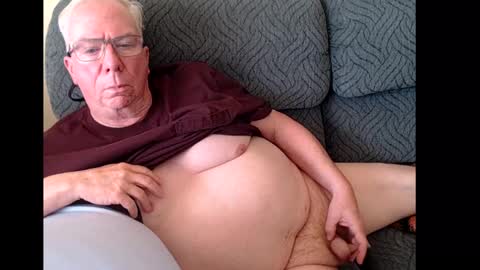 Snapshot of rk504 chatting on February 8, 2025, 5:39 pm Ron online show from February 8, 2025, 5:39 pm