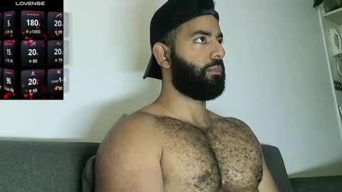 SebasRoa online show from February 27, 2025, 2:10 pm