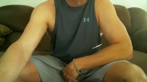 Snapshot of roadhouse122 chatting on December 8, 2024, 1:03 pm roadhouse122 online show from December 8, 2024, 1:03 pm