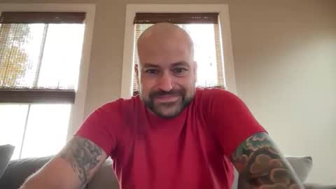 Snapshot of roadking1122 chatting on October 29, 2025, 7:04 pm roadking1122 online show from October 29, 2025, 7:04 pm