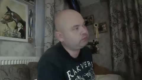 rob18997 online show from November 5, 2025, 2:50 pm