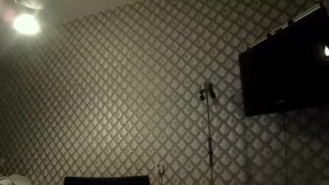 rob18997 online show from December 19, 2025, 7:10 pm