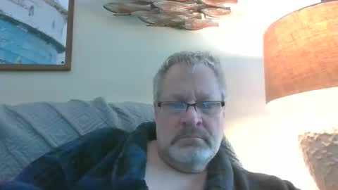 Snapshot of rob872217 chatting on January 26, 2025, 7:31 pm rob872217 online show from January 26, 2025, 7:31 pm