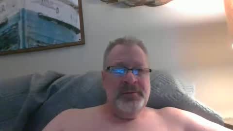Snapshot of rob872217 chatting on February 6, 2025, 10:04 am rob872217 online show from February 6, 2025, 10:04 am