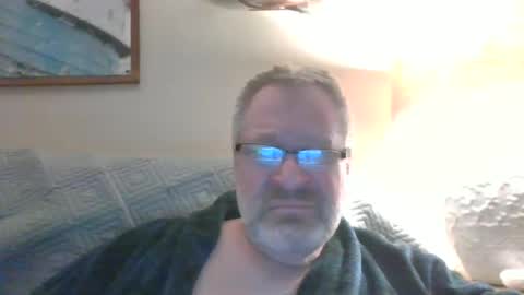 Snapshot of rob872217 chatting on February 25, 2025, 8:47 am rob872217 online show from February 25, 2025, 8:47 am