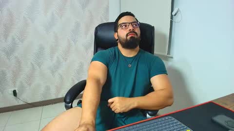 Snapshot of robby_k chatting on September 9, 2025, 11:48 pm Robby online show from September 9, 2025, 11:48 pm