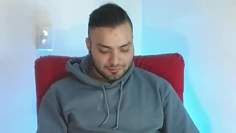 Stiven - online show from March 8, 2025, 7:49 am