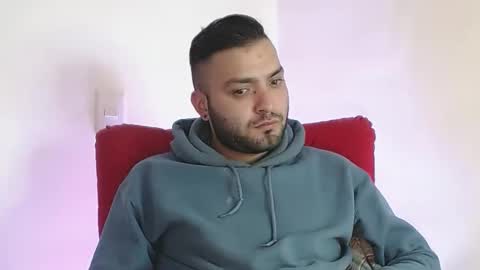 Stiven - online show from March 9, 2025, 5:22 am