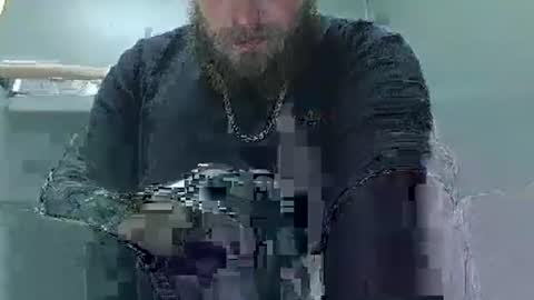 Snapshot of robertd5094 chatting on January 17, 2025, 1:46 pm robertd5094 online show from January 17, 2025, 1:46 pm