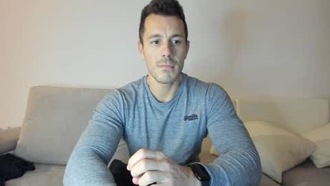 Snapshot of roberto4ever chatting on January 26, 2025, 6:48 pm roberto4ever online show from January 26, 2025, 6:48 pm