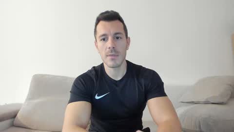 Snapshot of roberto4ever chatting on March 1, 2025, 7:08 am roberto4ever online show from March 1, 2025, 7:08 am