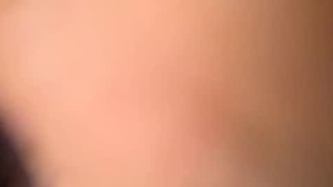 Snapshot of roberto925 chatting on December 2, 2025, 6:30 am roberto925 online show from December 2, 2025, 6:30 am