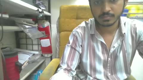 Snapshot of robertsalia220 chatting on February 25, 2025, 11:19 am Robertsalia online show from February 25, 2025, 11:19 am