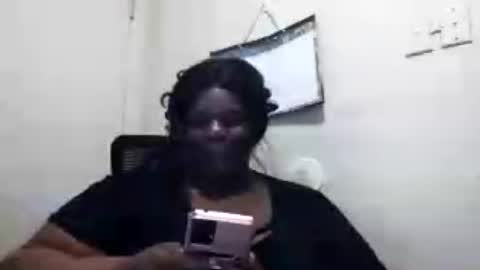 Snapshot of robertswhitney52 chatting on June 26, 2026, 12:59 am robertswhitney52 online show from June 26, 2026, 12:59 am