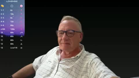 Snapshot of roberttherabbit chatting on January 17, 2026, 9:25 am RobertTheRabbit online show from January 17, 2026, 9:25 am
