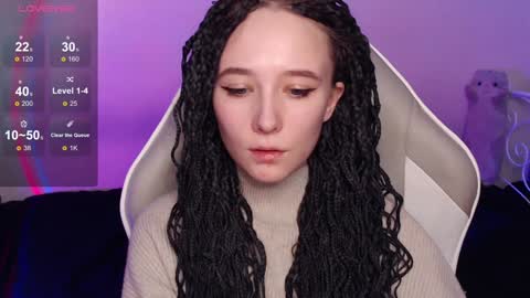 Snapshot of robin_yours chatting on February 5, 2025, 6:13 am Robin your online show from February 5, 2025, 6:13 am