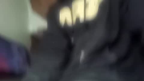 R online show from September 28, 2025, 3:34 am