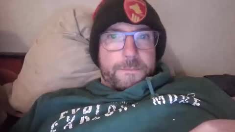 robinouhot online show from January 7, 2026, 8:55 pm