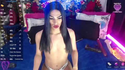 Margot Ferrer online show from January 28, 2025, 3:47 am