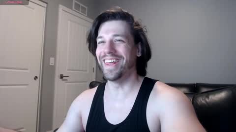 Snapshot of robknocks chatting on January 14, 2025, 2:19 am Rob Knocks online show from January 14, 2025, 2:19 am