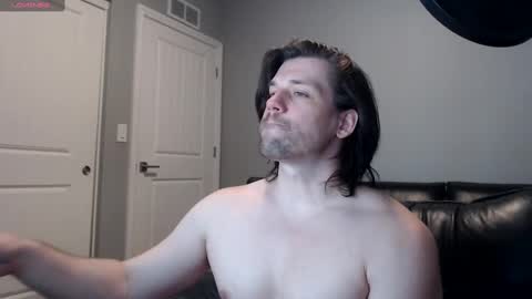 Snapshot of robknocks chatting on February 9, 2025, 8:34 pm Rob Knocks online show from February 9, 2025, 8:34 pm