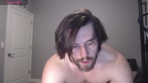 Snapshot of robknocks chatting on November 5, 2025, 7:14 pm Rob Knocks online show from November 5, 2025, 7:14 pm