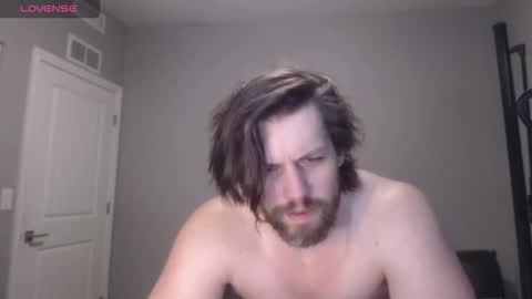 Snapshot of robknocks chatting on November 7, 2025, 7:25 pm Rob Knocks online show from November 7, 2025, 7:25 pm