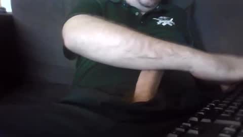 Snapshot of robmutant chatting on January 28, 2025, 10:23 pm robmutant online show from January 28, 2025, 10:23 pm