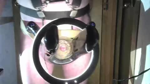 Robodickmilker online show from November 6, 2025, 12:22 am