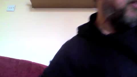 Snapshot of robxx32 chatting on March 3, 2026, 12:33 pm robxx32 online show from March 3, 2026, 12:33 pm