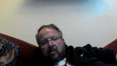 Snapshot of robxx32 chatting on April 2, 2026, 11:35 pm robxx32 online show from April 2, 2026, 11:35 pm
