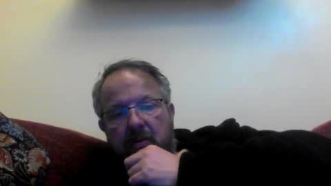 Snapshot of robxx32 chatting on April 6, 2026, 9:16 pm robxx32 online show from April 6, 2026, 9:16 pm