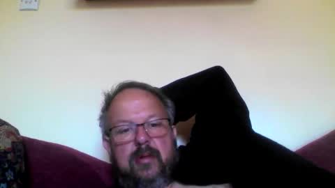 Snapshot of robxx32 chatting on April 7, 2026, 9:21 am robxx32 online show from April 7, 2026, 9:21 am