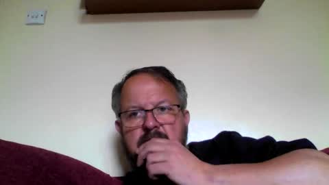 Snapshot of robxx32 chatting on April 16, 2026, 11:00 am robxx32 online show from April 16, 2026, 11:00 am