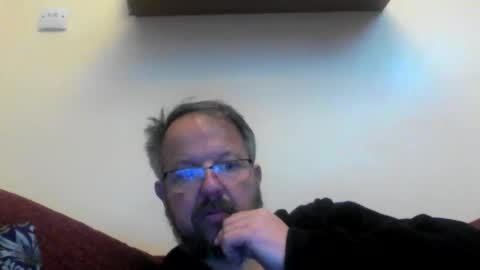 Snapshot of robxx32 chatting on May 17, 2026, 9:49 am robxx32 online show from May 17, 2026, 9:49 am