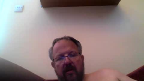 Snapshot of robxx32 chatting on May 26, 2026, 2:13 pm robxx32 online show from May 26, 2026, 2:13 pm