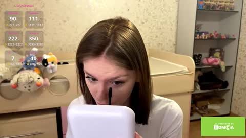 robynsentinella online show from March 12, 2026, 10:38 pm