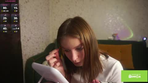 Snapshot of robynsentinella chatting on April 29, 2026, 5:11 am robynsentinella online show from April 29, 2026, 5:11 am
