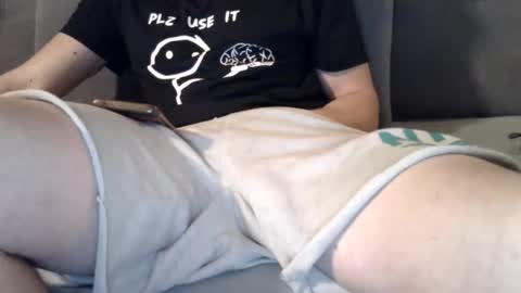 Snapshot of roccki999 chatting on November 12, 2025, 12:22 am Nick online show from November 12, 2025, 12:22 am