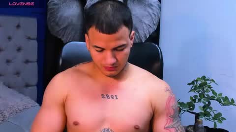 rocco_santos online show from October 10, 2025, 1:48 am