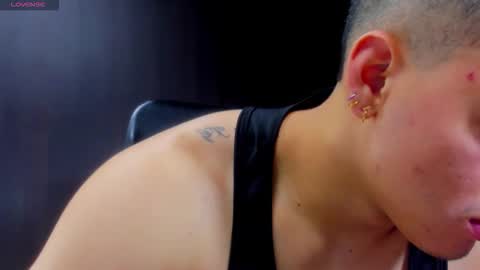 rocco_santos online show from February 17, 2026, 6:58 pm