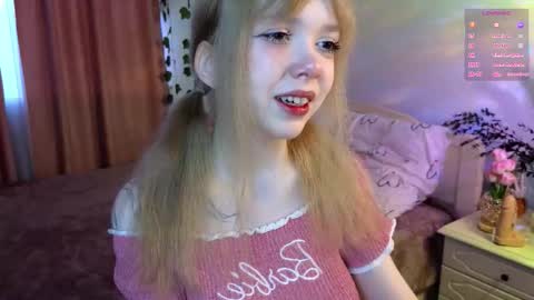 rochelle_dolly online show from December 14, 2025, 9:36 am